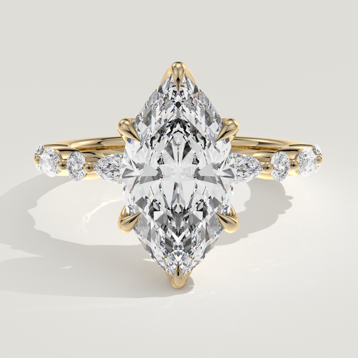 Belle lab-grown diamond ring, band of alternating marquise and round diamonds - Yellow Gold