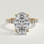 Hazel lab-grown diamond ring, hidden halo and pavé band - Yellow Gold