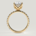 Hazel oval lab-grown diamond engagement ring - Yellow Gold