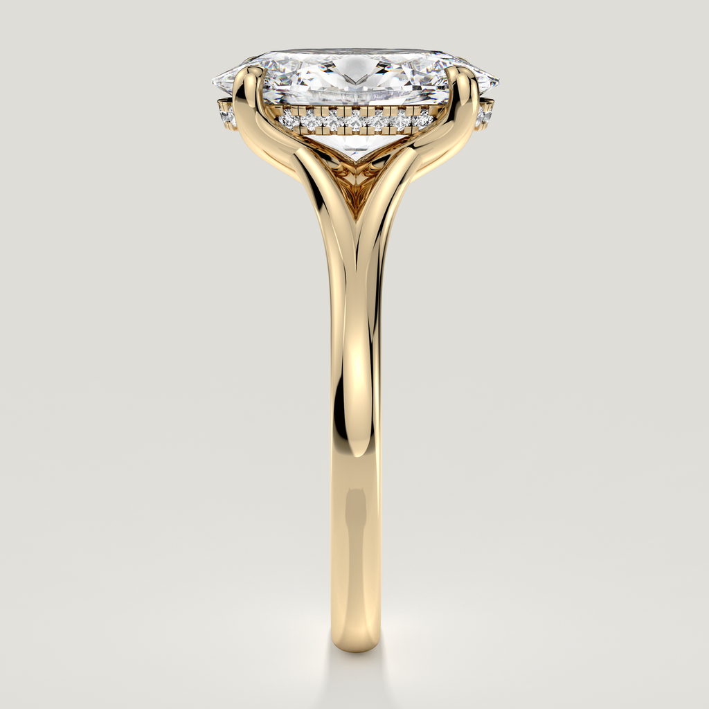 Hope oval engagement ring with its oval centre stone - Yellow Gold