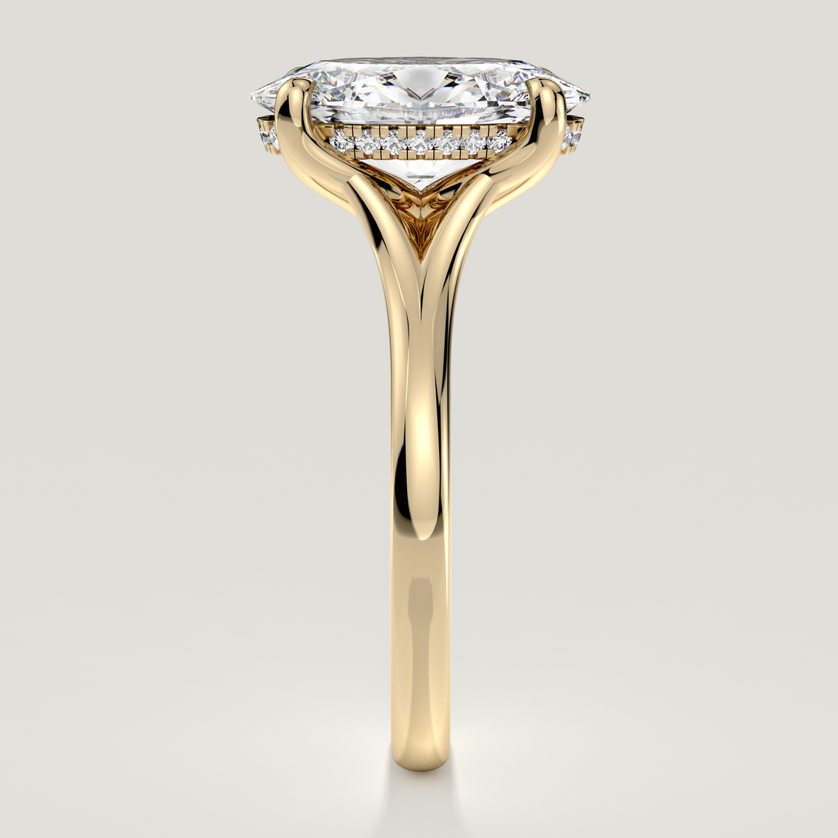 Hope oval engagement ring with its oval centre stone - Yellow Gold